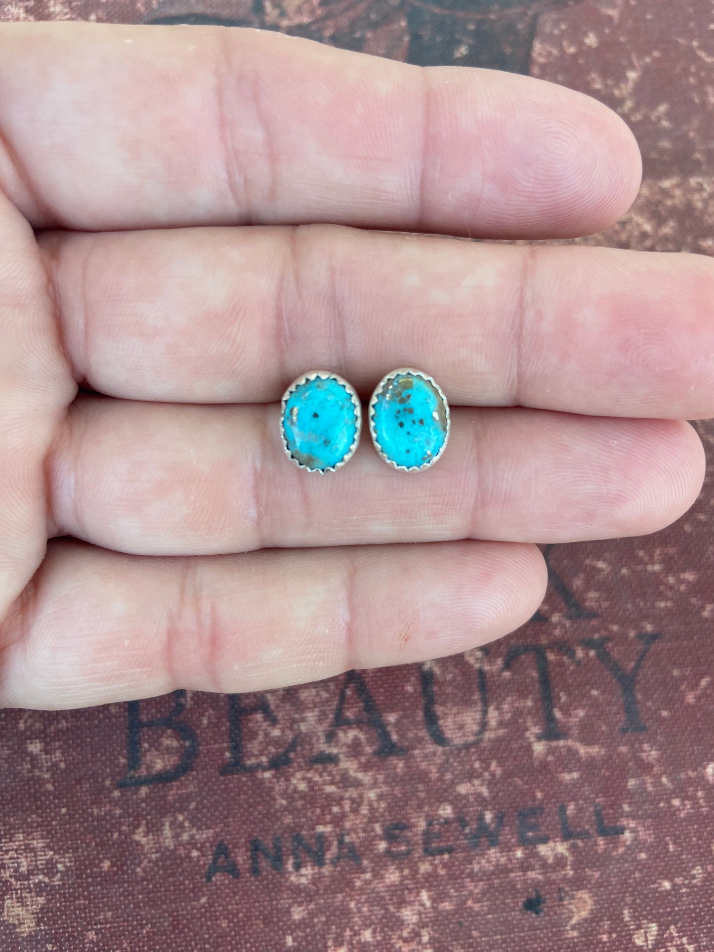 Campitos Dally Studs