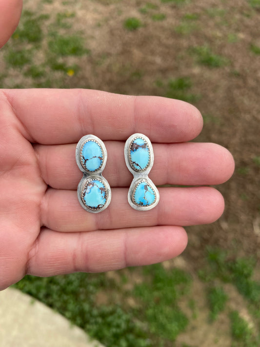Golden Hills 4 Stone Studs